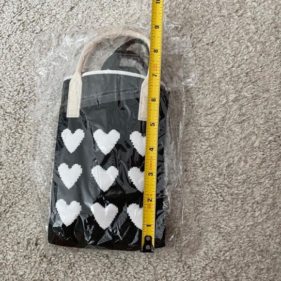 Knitted Mini Open Cross Body Bag/Cell Phone Bag. Hearts Design. Black/White - Picture 7 of 8